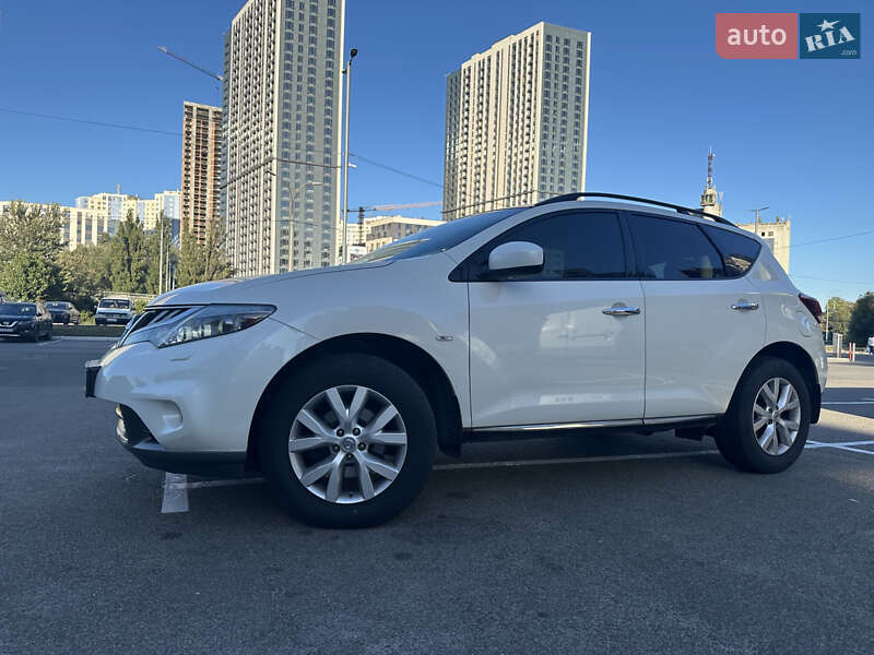 Позашляховик / Кросовер Nissan Murano 2014 в Києві