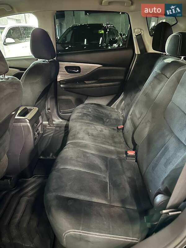 Позашляховик / Кросовер Nissan Murano 2017 в Кам'янському