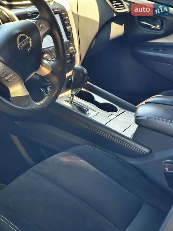 Внедорожник / Кроссовер Nissan Murano 2017 в Новых Санжарах