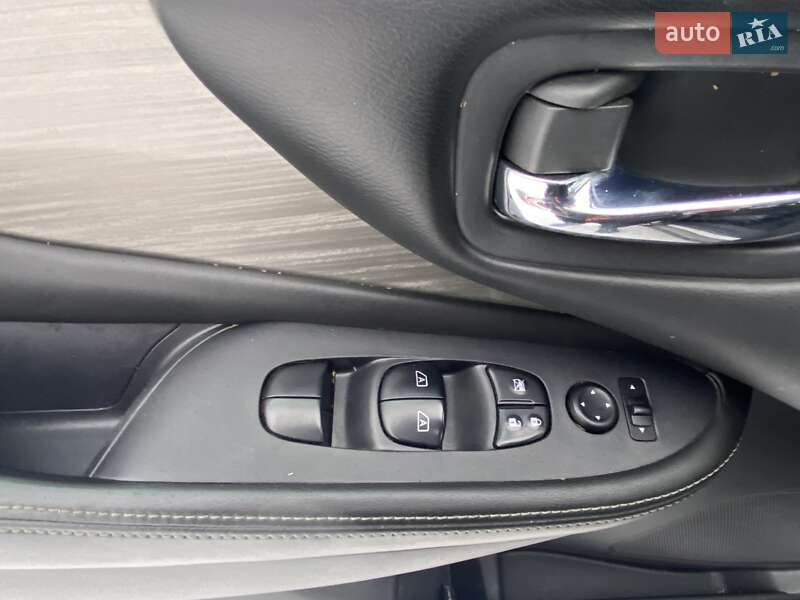 Позашляховик / Кросовер Nissan Murano 2017 в Харкові