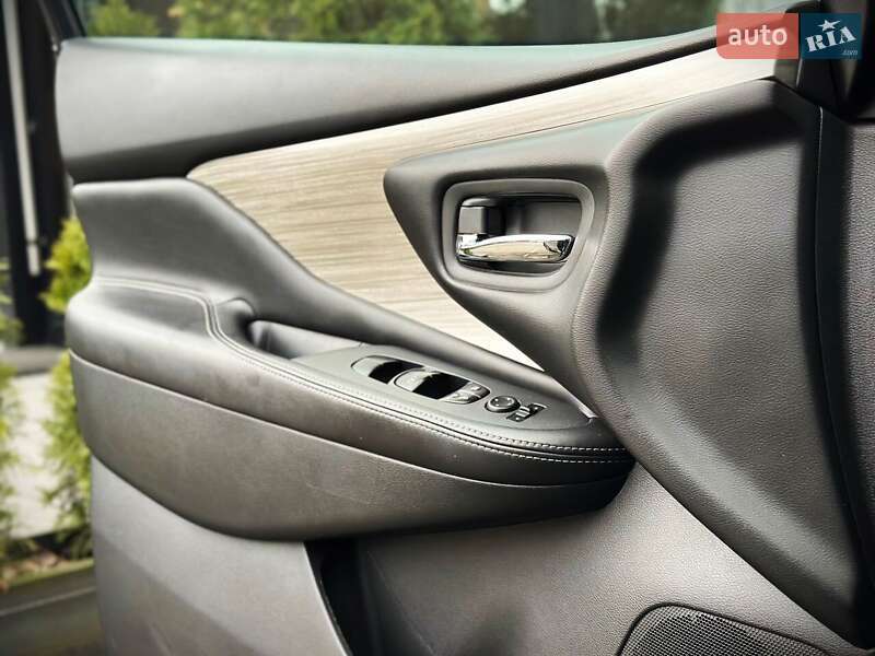 Внедорожник / Кроссовер Nissan Murano 2017 в Киеве