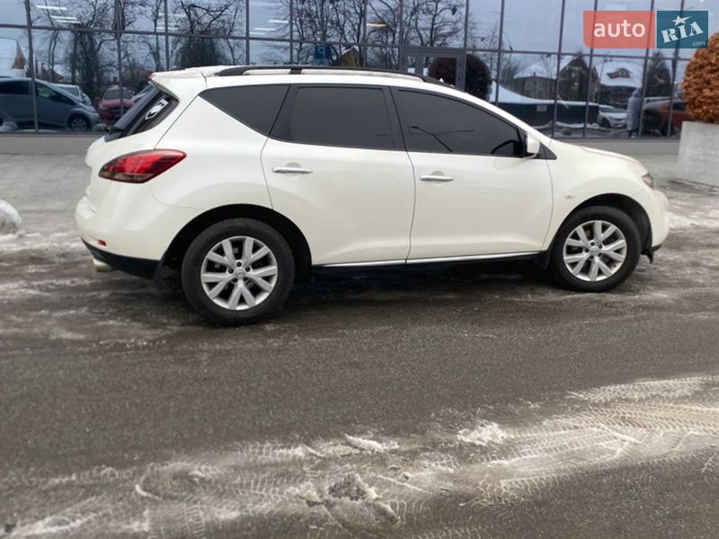 Позашляховик / Кросовер Nissan Murano 2011 в Києві