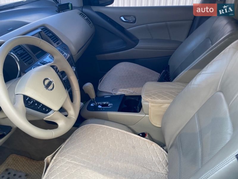 Позашляховик / Кросовер Nissan Murano 2011 в Києві