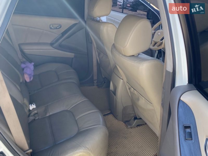 Позашляховик / Кросовер Nissan Murano 2011 в Києві