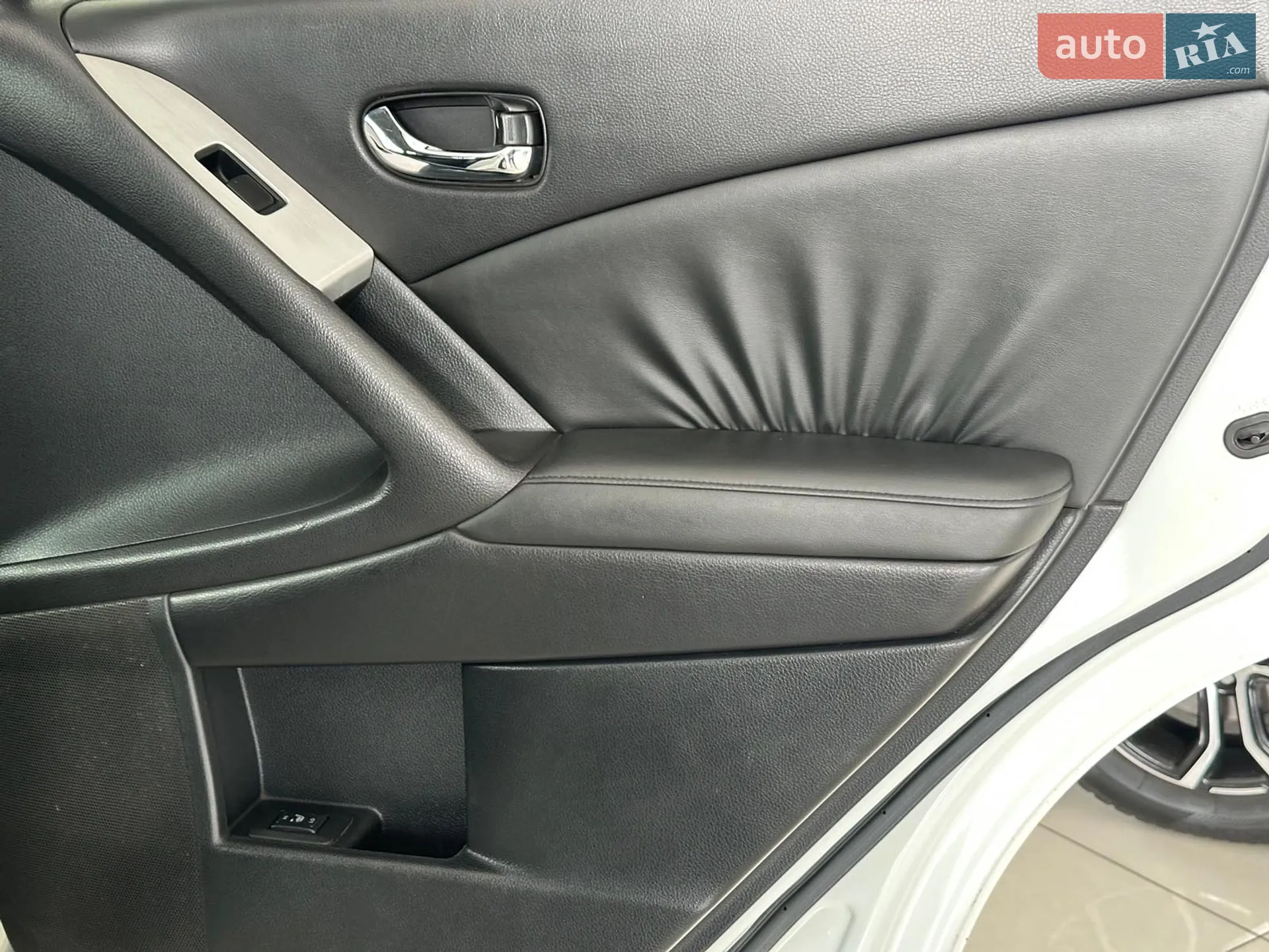2010 Nissan Murano - мініатюра 21