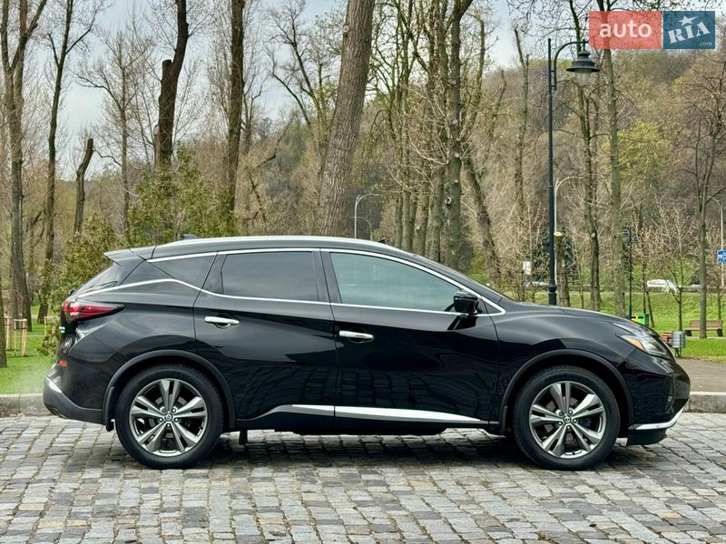 Позашляховик / Кросовер Nissan Murano 2019 в Києві