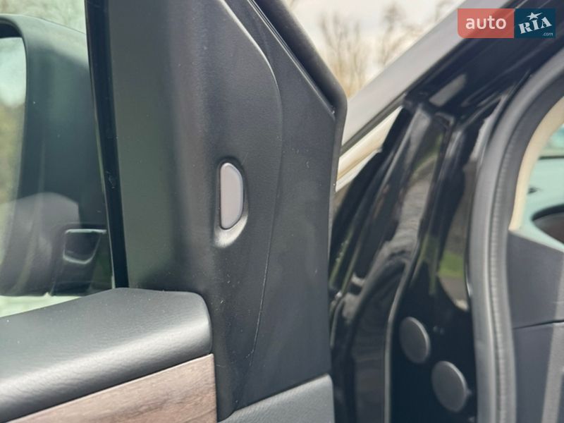 Позашляховик / Кросовер Nissan Murano 2019 в Києві