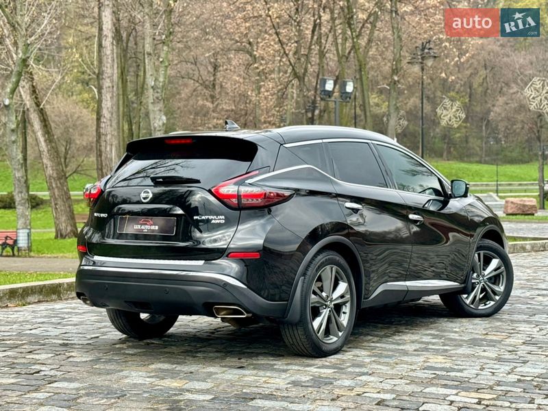 Позашляховик / Кросовер Nissan Murano 2019 в Києві
