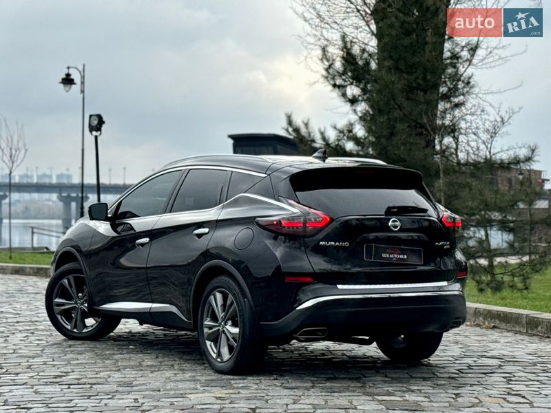 Позашляховик / Кросовер Nissan Murano 2019 в Києві