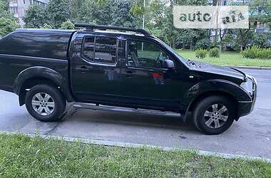 Пикап Nissan Navara 2007 в Киеве