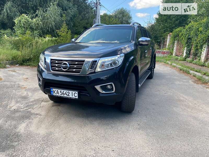 Пикап Nissan Navara 2019 в Киеве
