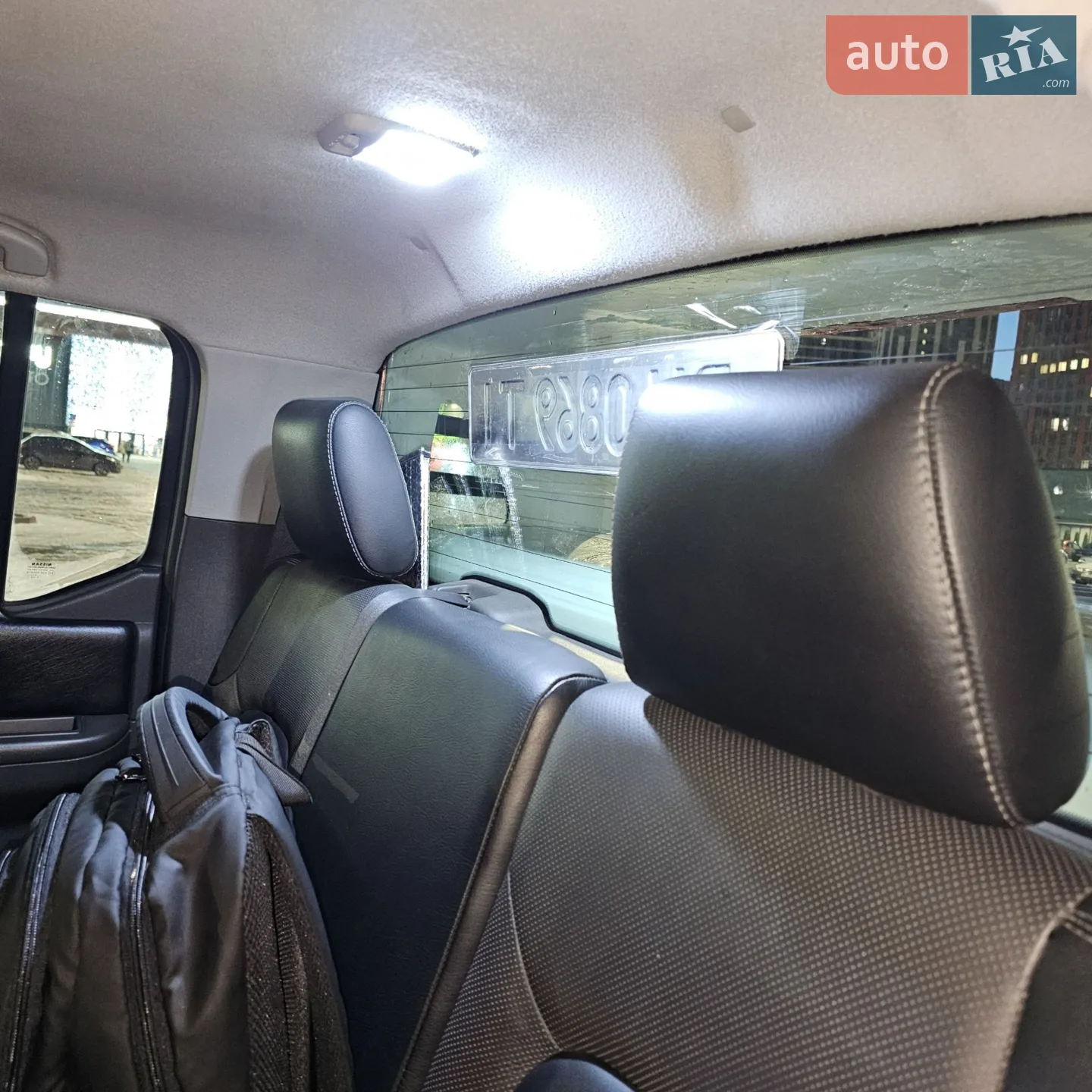 2010 Nissan Navara (Frontier) - мініатюра 36