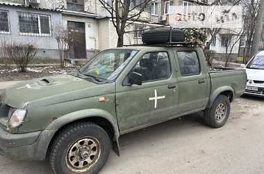 Пикап Nissan Navara 1999 в Харькове