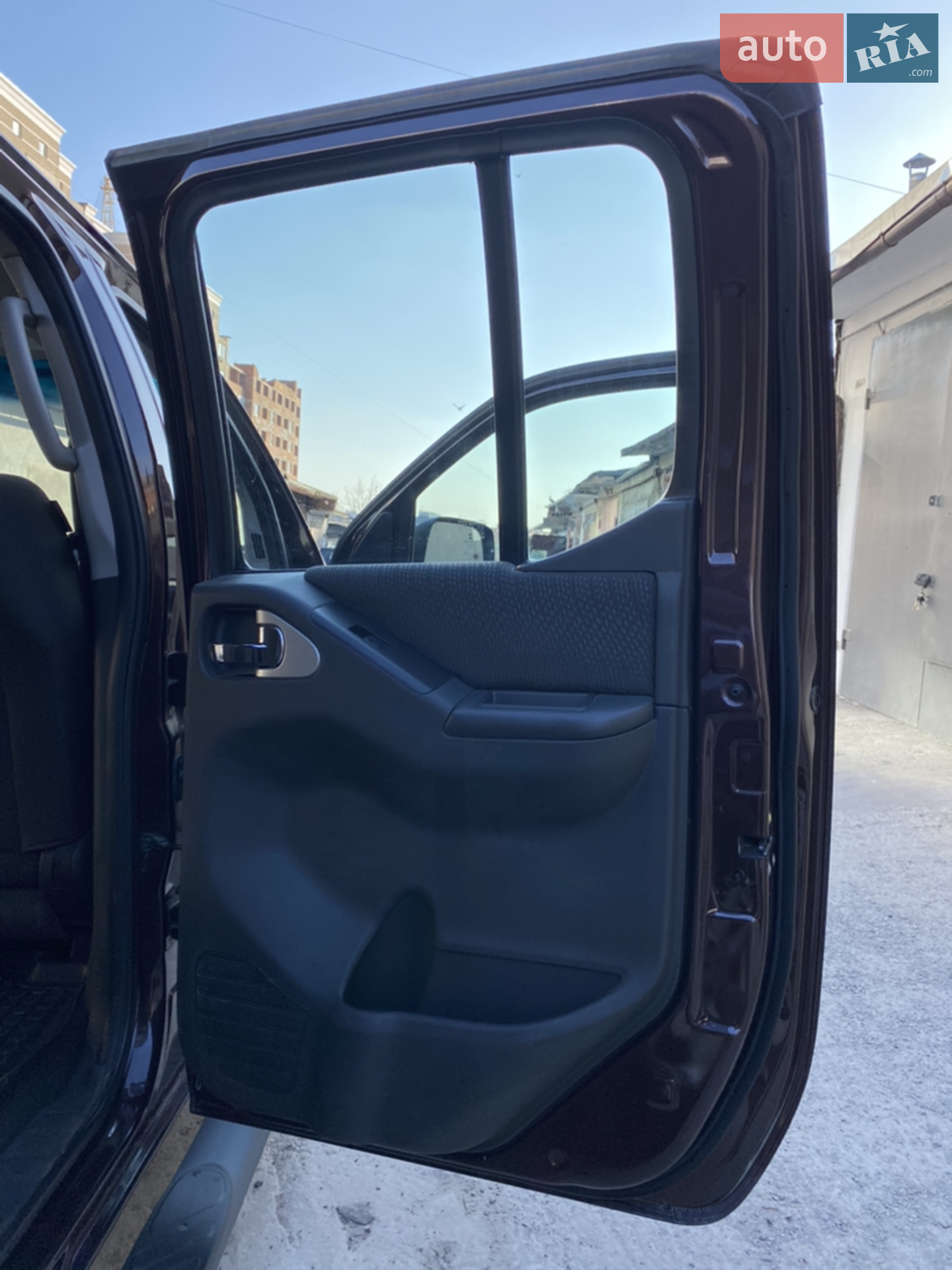 2010 Nissan Navara (Frontier) - мініатюра 20