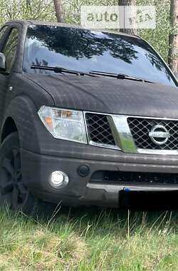 Пикап Nissan Navara 2005 в Тульчине