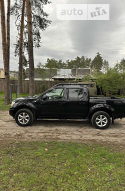 Пикап Nissan Navara 2006 в Киеве