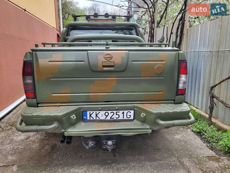 Пікап Nissan Navara 2003 в Києві