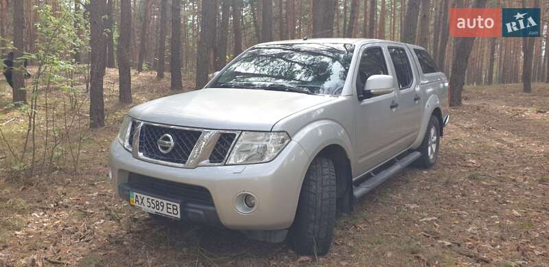 Пикап Nissan Navara 2013 в Харькове