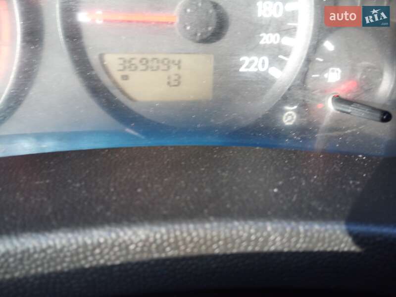 Пікап Nissan Navara 2006 в Вінниці