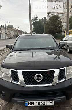 Пикап Nissan Navara 2010 в Одессе