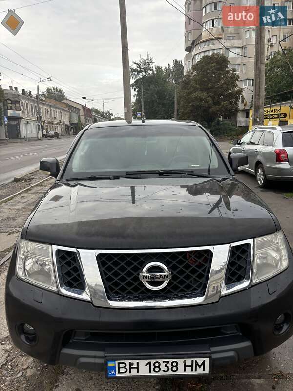 Пікап Nissan Navara 2010 в Одесі