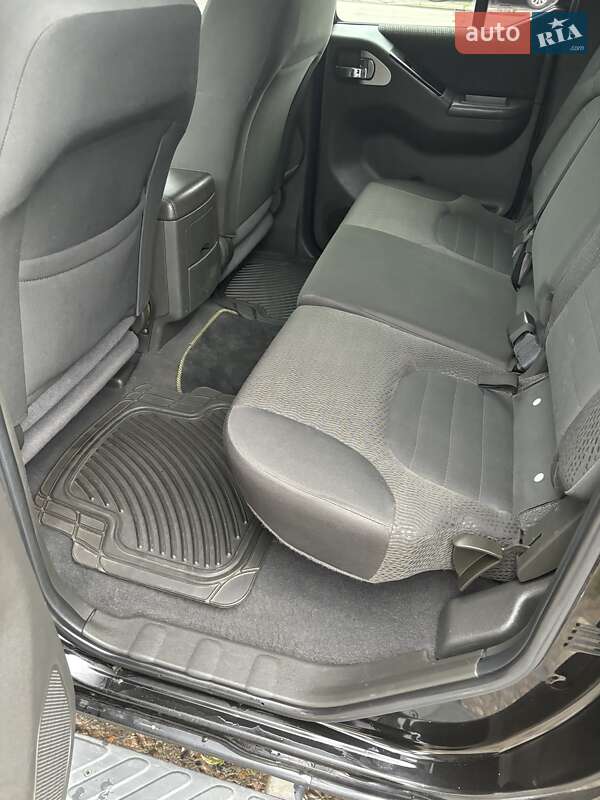 Пікап Nissan Navara 2010 в Одесі