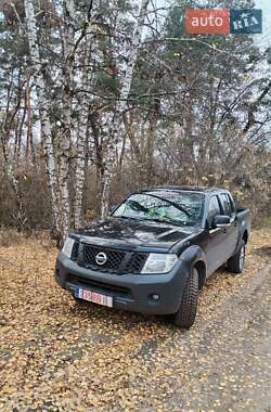 Пікап Nissan Navara 2010 в Запоріжжі