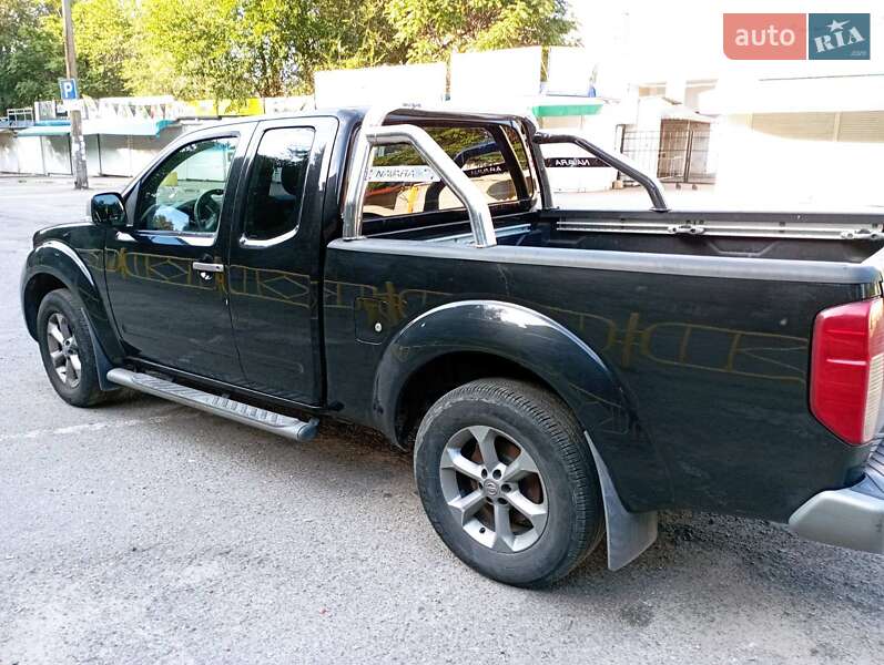 Пікап Nissan Navara 2012 в Запоріжжі
