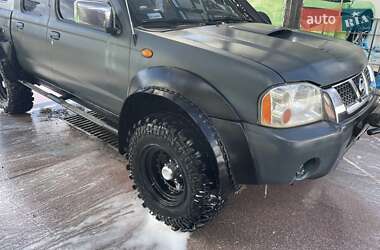 Пикап Nissan Navara 2005 в 