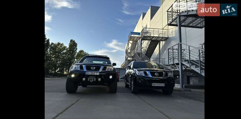 Пикап Nissan Navara 2010 в Киеве