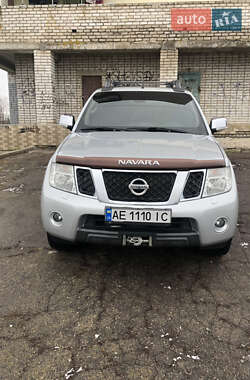 Пикап Nissan Navara 2011 в Днепре