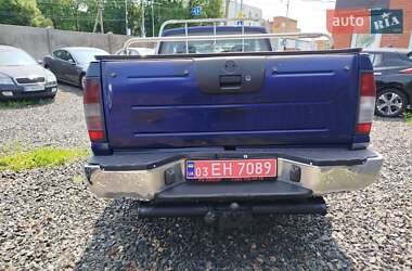 Пикап Nissan Navara 2004 в 