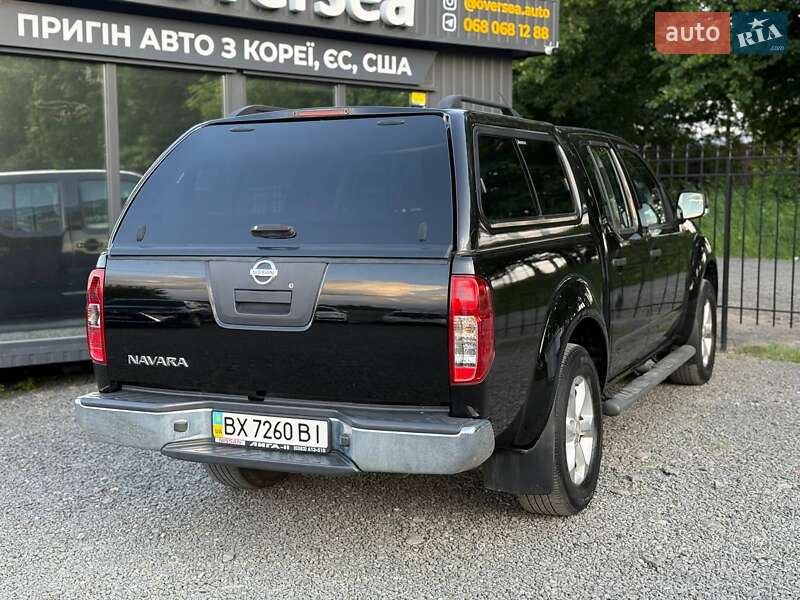 Пікап Nissan Navara 2012 в Хмельницькому