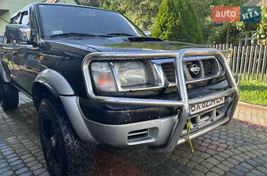 Пикап Nissan Navara 1999 в Надворной