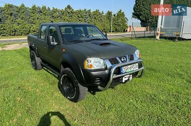 Пікап Nissan Navara 1998 в Сумах