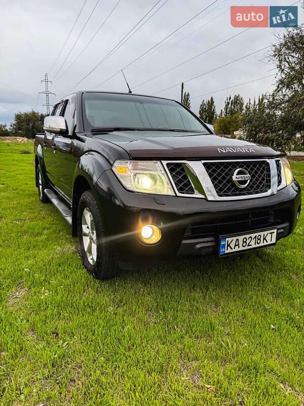 Пикап Nissan Navara 2011 в Николаеве