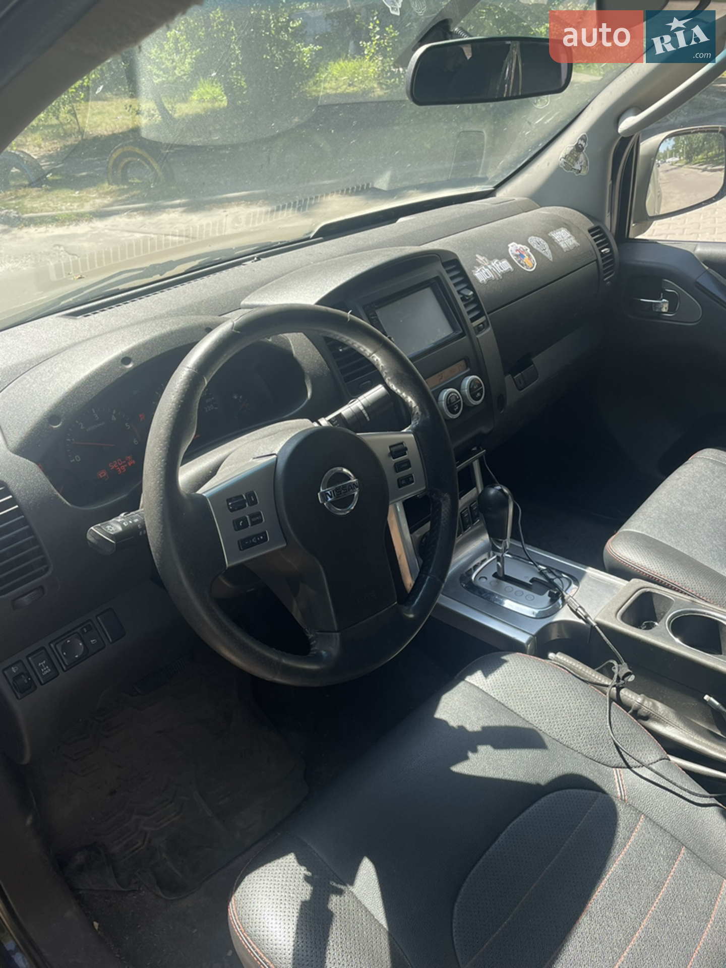 2010 Nissan Navara (Frontier) - мініатюра 3