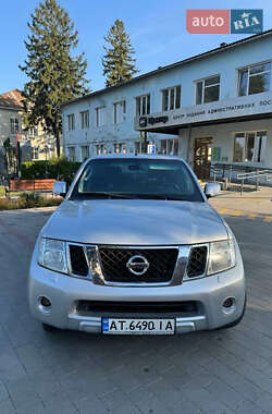 Пікап Nissan Navara 2011 в Городенці