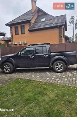 Пикап Nissan Navara 2011 в Киеве