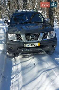 Пикап Nissan Navara 2007 в Тучине