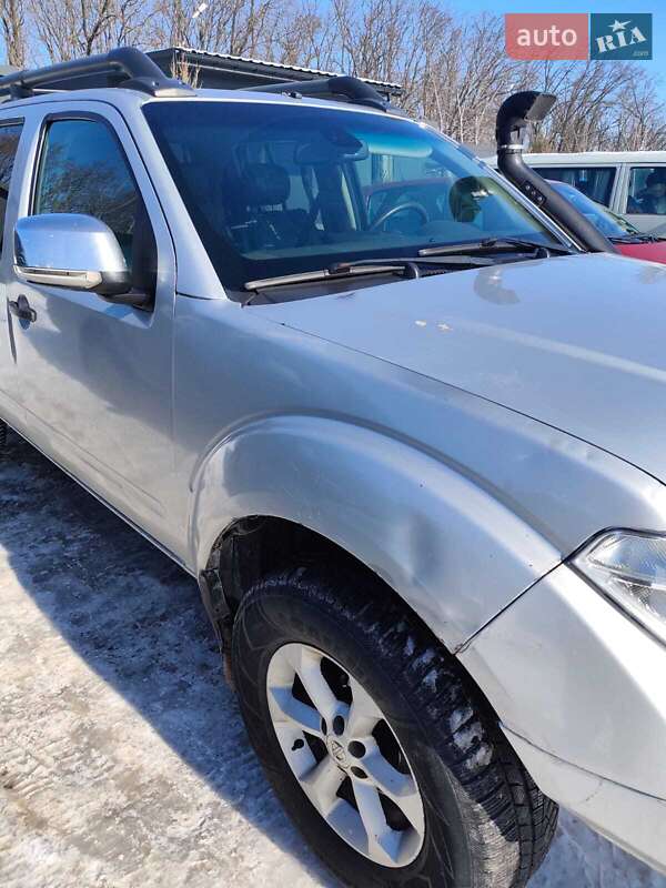 Пикап Nissan Navara 2008 в Киеве