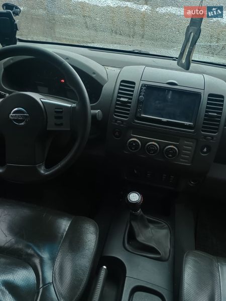 Пикап Nissan Navara 2006 в Сумах фото 2 Пикап Nissan Navara 2006 в Сумах