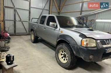 Пикап Nissan Navara 2004 в Надворной