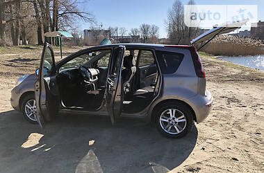 Універсал Nissan Note 2010 в 