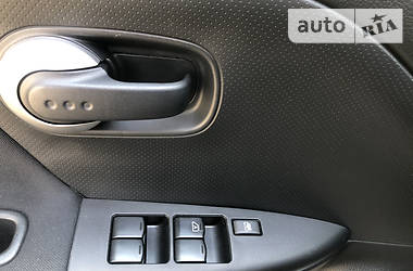 Хетчбек Nissan Note 2011 в 