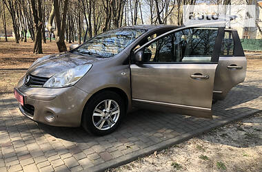 Хетчбек Nissan Note 2011 в 