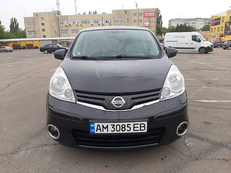 Хетчбек Nissan Note 2013 в Житомирі