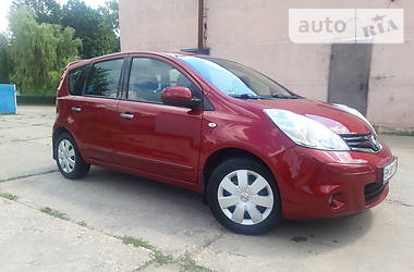 Хэтчбек Nissan Note 2010 в Кролевце