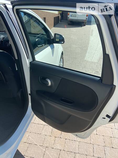 Хетчбек Nissan Note 2009 в Бучачі фото 15 Хетчбек Nissan Note 2009 в Бучачі