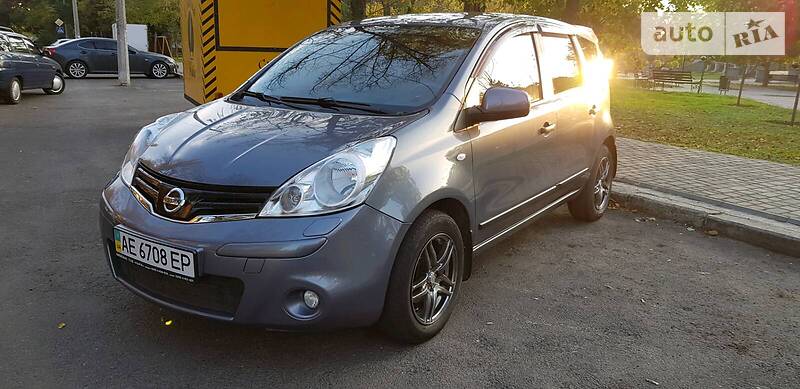 Универсал Nissan Note 2011 в Николаеве